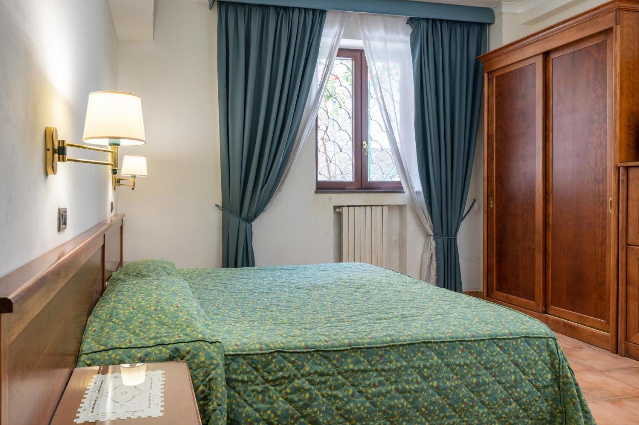 Hotel Montana SantʼAgata sui Due Golfi Exteriér fotografie