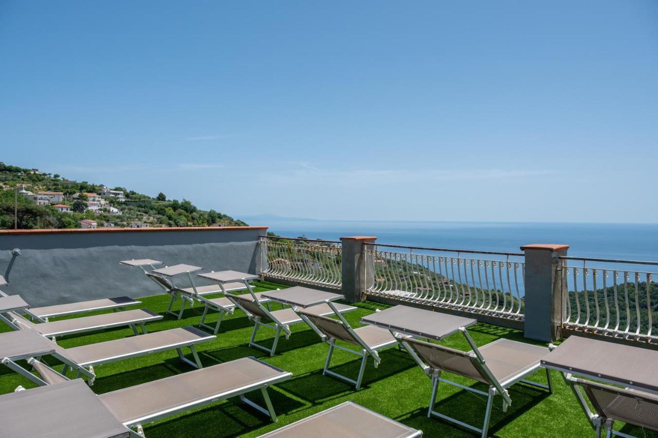 Hotel Montana SantʼAgata sui Due Golfi Exteriér fotografie
