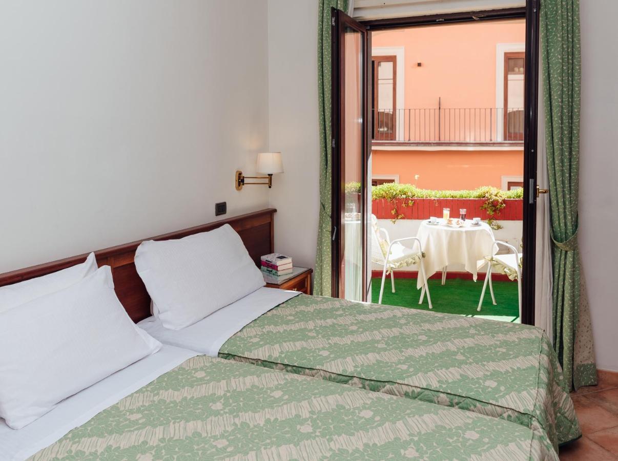 Hotel Montana SantʼAgata sui Due Golfi Exteriér fotografie