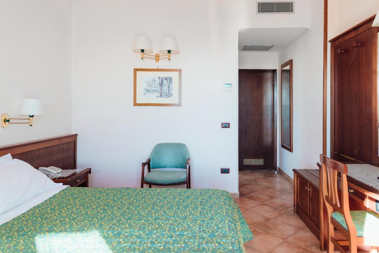 Hotel Montana SantʼAgata sui Due Golfi Exteriér fotografie