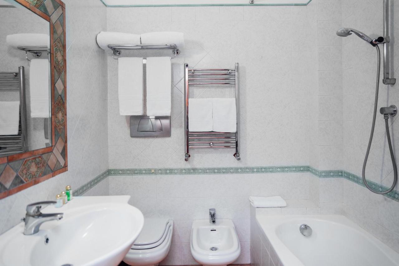 Hotel Montana SantʼAgata sui Due Golfi Exteriér fotografie